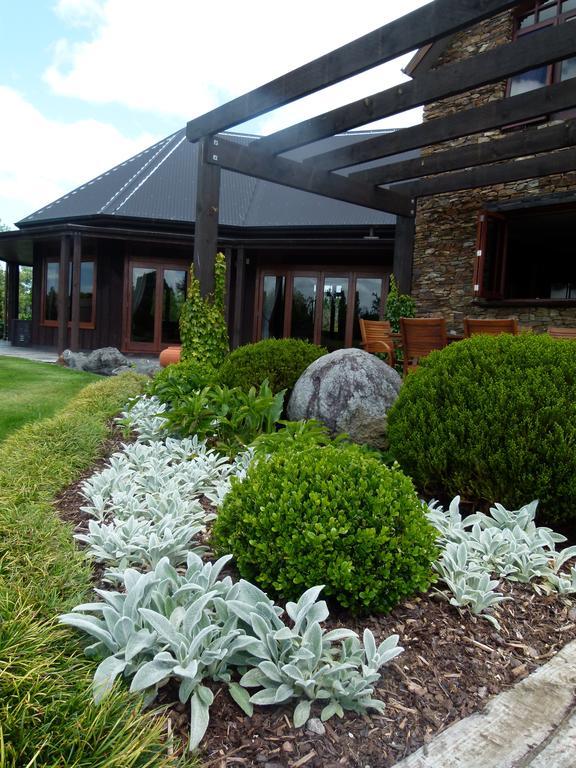 Hadleigh Boutique Lodge Tamahere Exterior photo